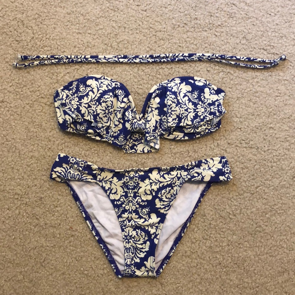 XS O'Neill Bikini with Removable Straps